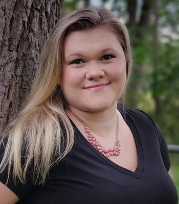 Portrait of Cindy Hokanson, Agent.
